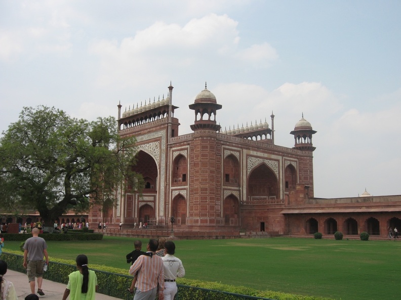 Taj Mahal Gateway1.JPG